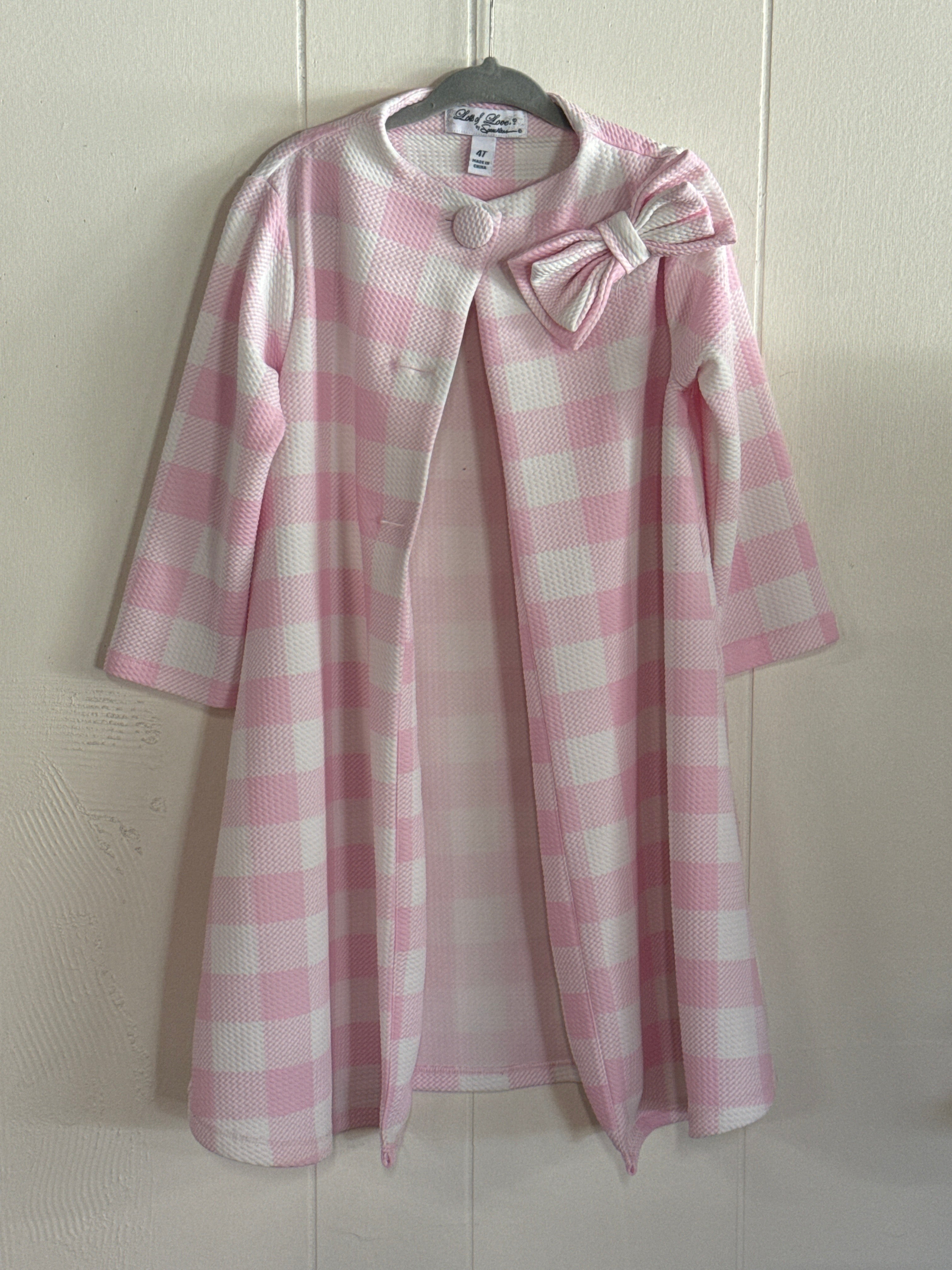 Pink Houndstooth Cape